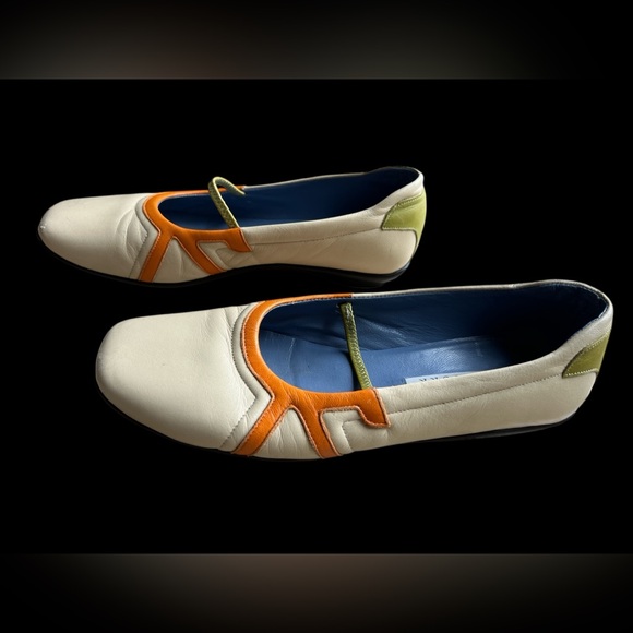 Barneys New York Shoes - Barneys New York Italian Leather Women's Flats in Orange, Green & Cream sz 38